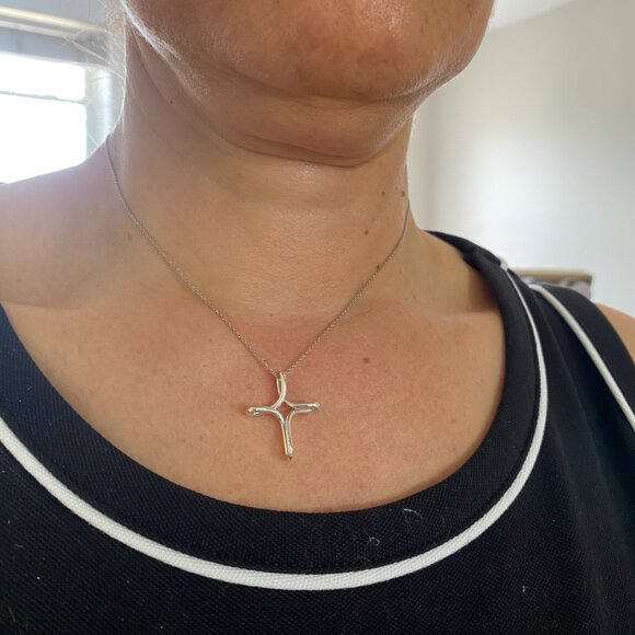 Tiffany & Co Elsa Peretti Sterling Silver Infinity Cross Pendant Necklace - Picture 3 of 12